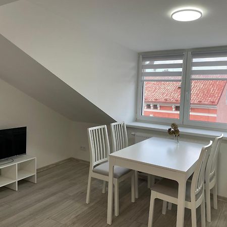 Apartmantt Хеб Екстериор снимка